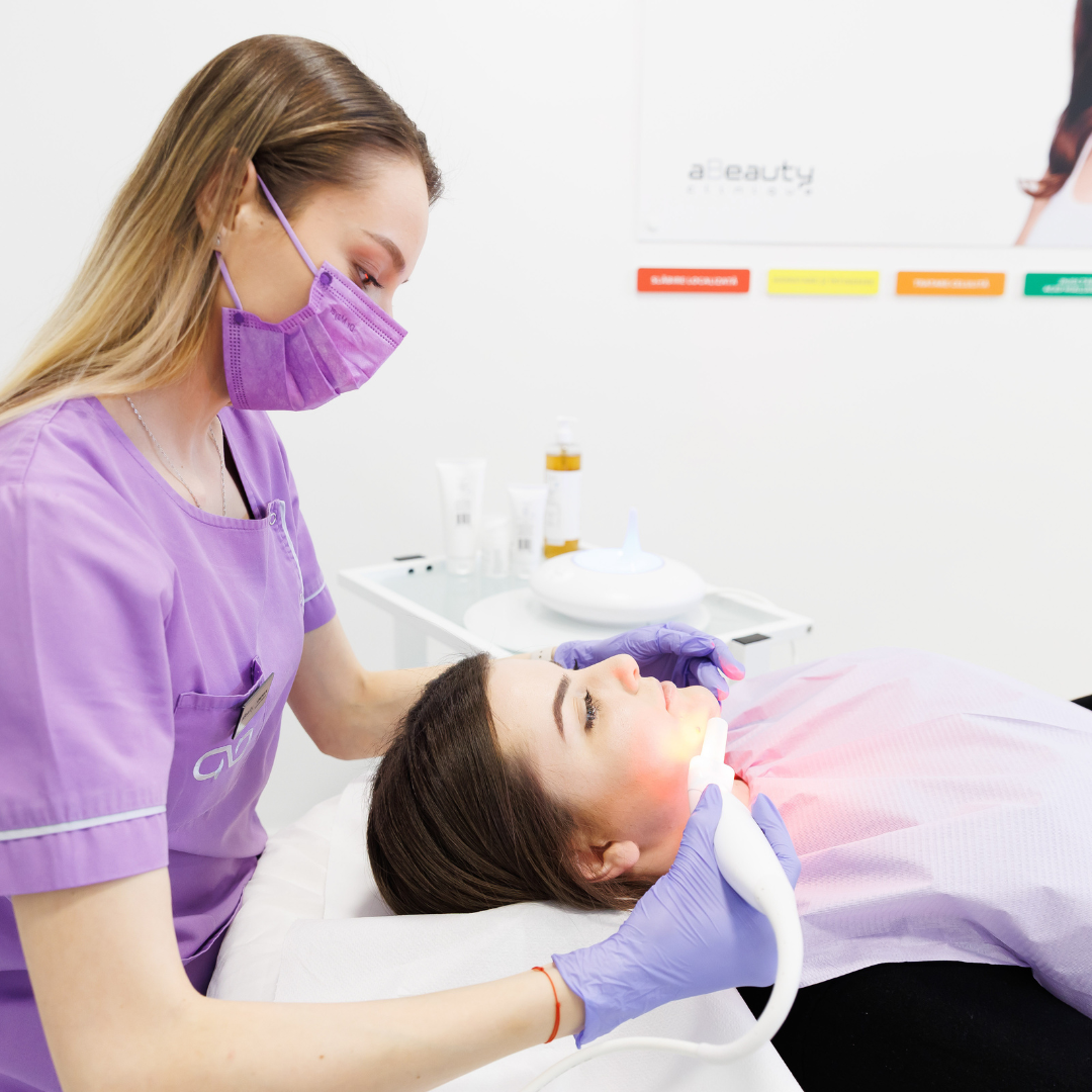 Tratament rejuvenare facială și întinerire DermoVisage