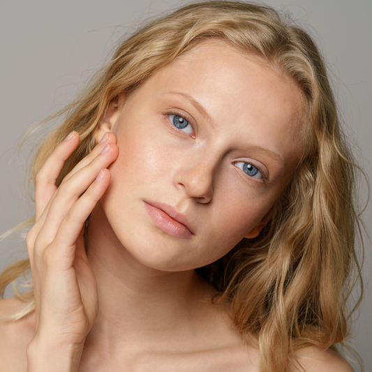 Tratament Profhilo Structura pentru Bio-remodelare Facială și Lifting Natural Fără Volumizare